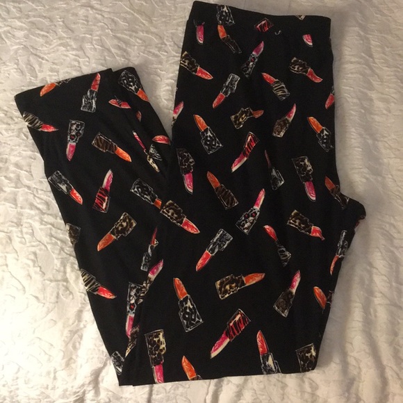 CHANCES R Pants - CHANCES R 💄 SOFT BLACK LIPSTICK LEGGINGS Size 2X